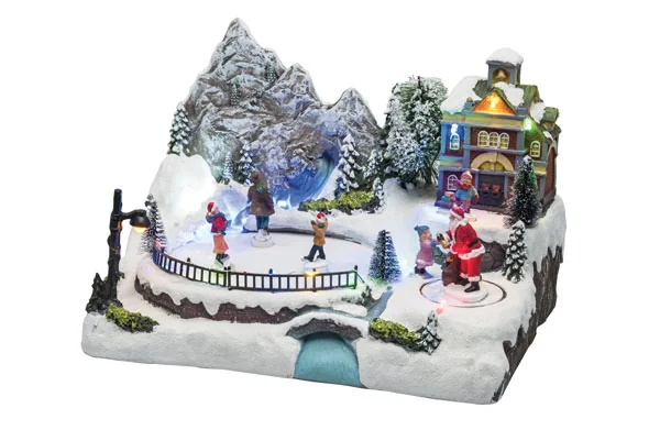 Villaggio lago montano con Babbo natale e pattinatori in movimento