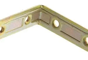 Lastrina piegata nervata 4 fori in acciaio tropicalizzato